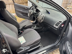 Hyundai i20 Benzina  - imagine 2