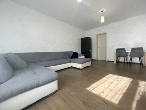 Închiriez  2 camere- Zona Hornbach