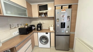 Apartament renovat - Mioveni, zona pieței, etaj 1, mobilat - imagine 11