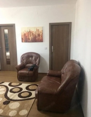 Apartament 3 camere, 45 mp, zona Bariera Valcii - imagine 3