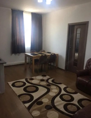 Apartament 3 camere, 45 mp, zona Bariera Valcii