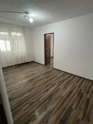 Oferim spre vânzare apartament recent renovat 2 camere-Zona Aleea Narciselor