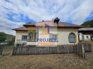 Casă și teren 5.000 mp, Stroești - imagine 2