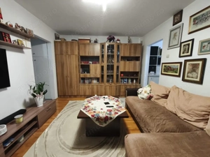 Apartament 3 camere, etaj intermediar, zona Piata Mica, Radauti