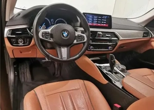 BMW Seria 5 520d Aut. Luxury Line - imagine 7
