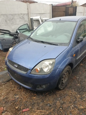 Capota aripa far trager radiator usa grila geam Ford Fiesta  - imagine 4