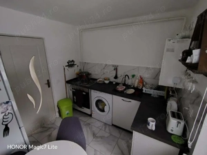 vand Apartament 2 camere Uniri