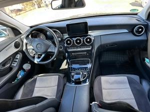 Mercedes -Benz C 250 7G-Tronic  211CP  Benzină 2.0L - imagine 4