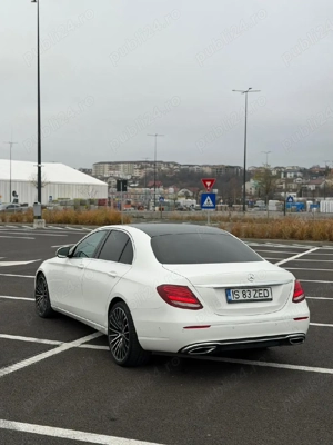 Mercedes E class. Mercedes E 220. Motor 1950. Cutie 9g tronic  - imagine 3