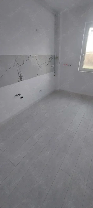 Apartament 2 Camere Decomandat Centrala Proprie Zona Giroc - imagine 5