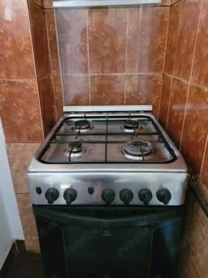 Închiriez apartament 3 camere 85mp et 4 4 Govindari 300 euro + garanție 300 euro - imagine 4