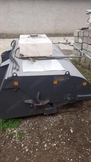 vand perie stradală  - imagine 4