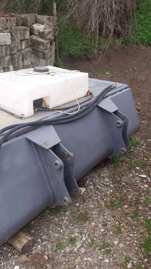 vand perie stradală  - imagine 3