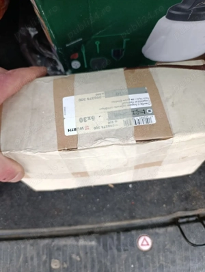 Șuruburi materiale de construcții 