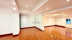 Spatiu comercial 80 mp in zona Strand - imagine 3