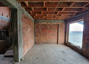 Casa individuala impartita in 2 apartamente | Ianova - imagine 10