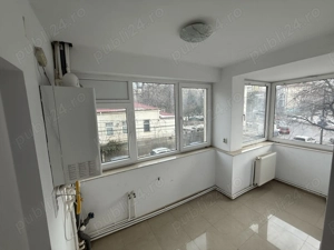 Imobil de inchiriat - Ultracentral 324 mp + curte  - imagine 8