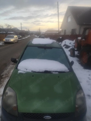 de vinzare Ford fiesta 2008 - imagine 3