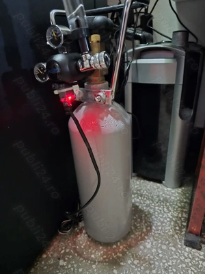 Butelie CO2 de 2l, cu reductor cu electrovalva, pentru acvariu