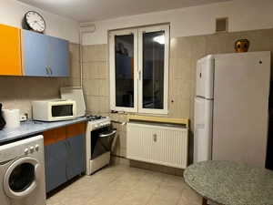 Apartament 2 camere decomandat, etaj 4, renovat, metrou 1 Decembrie 1918 - imagine 9