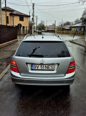 Mercedes C-class Break - imagine 4