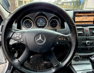 Mercedes C-class Break - imagine 5