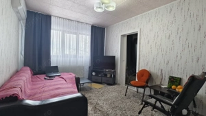 Apartament 2 camere zona vest, etaj intermediar - imagine 5