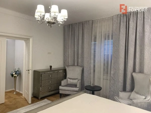 Apartament cu 3 camere, parter inalt - Central - imagine 16