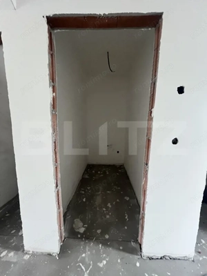 Duplex 4 camere, zona Logos Bistrita, acces in curte din 2 fronturi - imagine 9