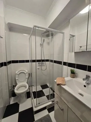 Apartament 2 camere, vedere catre Parcul Piata Romana, lângă Metrou - imagine 7