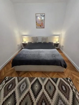 Apartament 2 camere, vedere catre Parcul Piata Romana, lângă Metrou - imagine 5