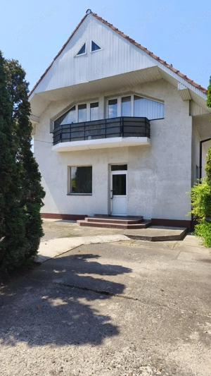 De închiriat parter sau intreaga cladire - imagine 2