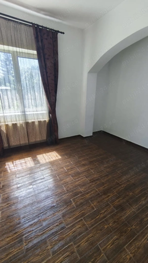 De închiriat parter sau intreaga cladire - imagine 5