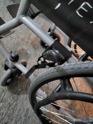 Căruț cu rotile pentru persoane cu dizabilități - imagine 4