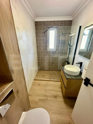 Apartament, 59.5 mp, bucatarie inchisa, 2 dormitoare, parcare, zona centrala - imagine 7