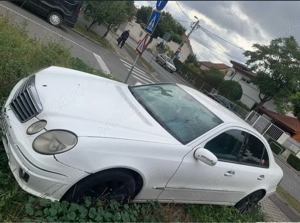Mercedes Benz W211 e200 CDI