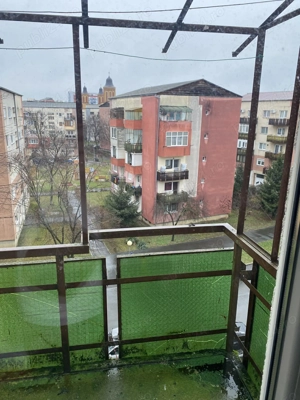 Apartament 2 camere de vanzare , Micro 17 , etaj 4 , 62.900 euro neg. - imagine 3