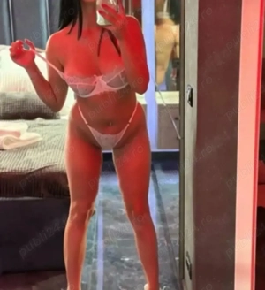 Buna la tine sau la hotel doar deplasarii   