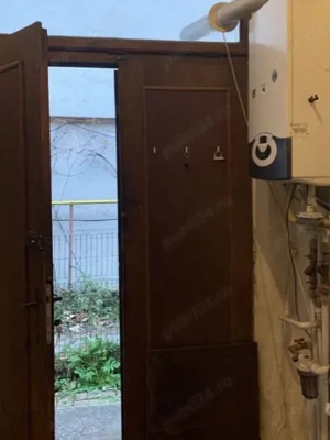 Apart. 2 camere singur curte str. Mihai Eminescu - imagine 8