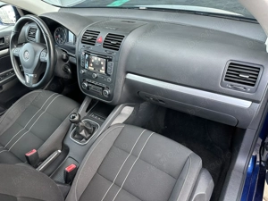 Volkswagen Jetta 1.6 Benzina 102 CP 2010 - imagine 16