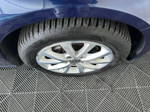 Volkswagen Jetta 1.6 Benzina 102 CP 2010 - imagine 20