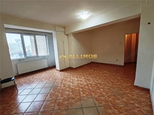 Garsoniera in Ploiesti, zona ultracentrala - imagine 3