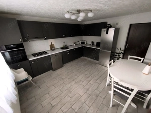 Casă de vânzare în Sânmartinu Sârbesc  - imagine 2