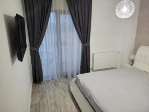 Apartament 3 camere, 84 mp, zona Craiovita Noua - Fantasy Parc - imagine 5