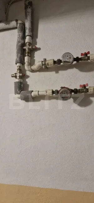  Apartament 3 camere, 68 mp, etaj 2, centrală proprie, vedere către munte . - imagine 6