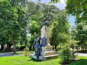 Apartament spațios parcul Grădina Icoanei cu loc de parcare inclus