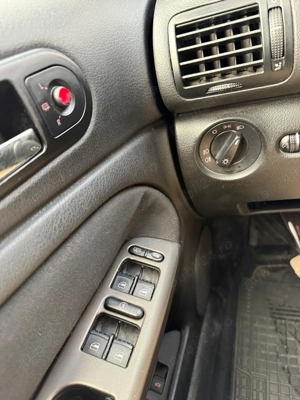 VW Passat 1.9 navigatie  - imagine 3