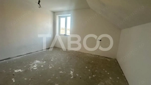 Casa de tip duplex 4 camere 140 mpu 2 bai zona Veterani in Sibiu - imagine 11