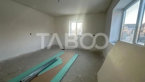 Casa de tip duplex 4 camere 140 mpu 2 bai zona Veterani in Sibiu - imagine 15