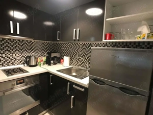 Vand 1 camera decomandat pe Take ionescu - ISHO cu CENTRALA PROPRIE mobilat si utilat complet